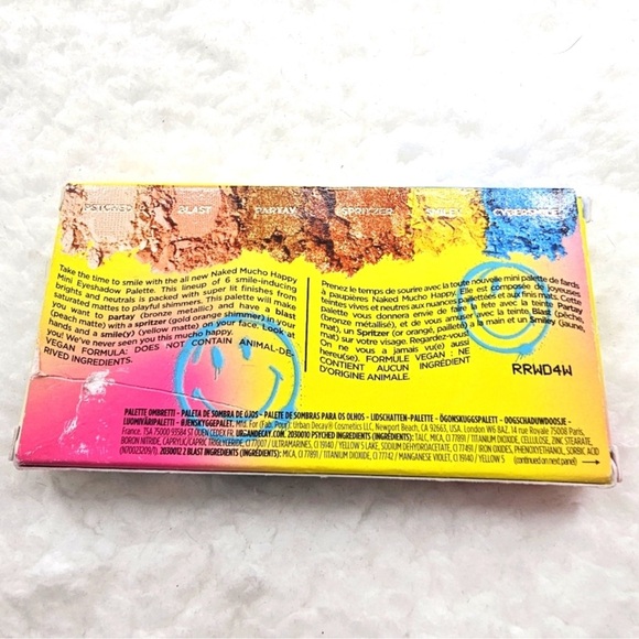 Exclusive Limited Edition Urban Decay SMILEY Mucho Happy Eyeshadow Pallet - Picture 11 of 12